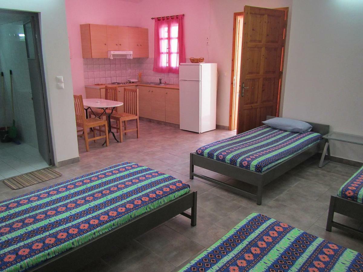 "Action" House In Leonidio 4-Beds Leonídion Exterior foto
